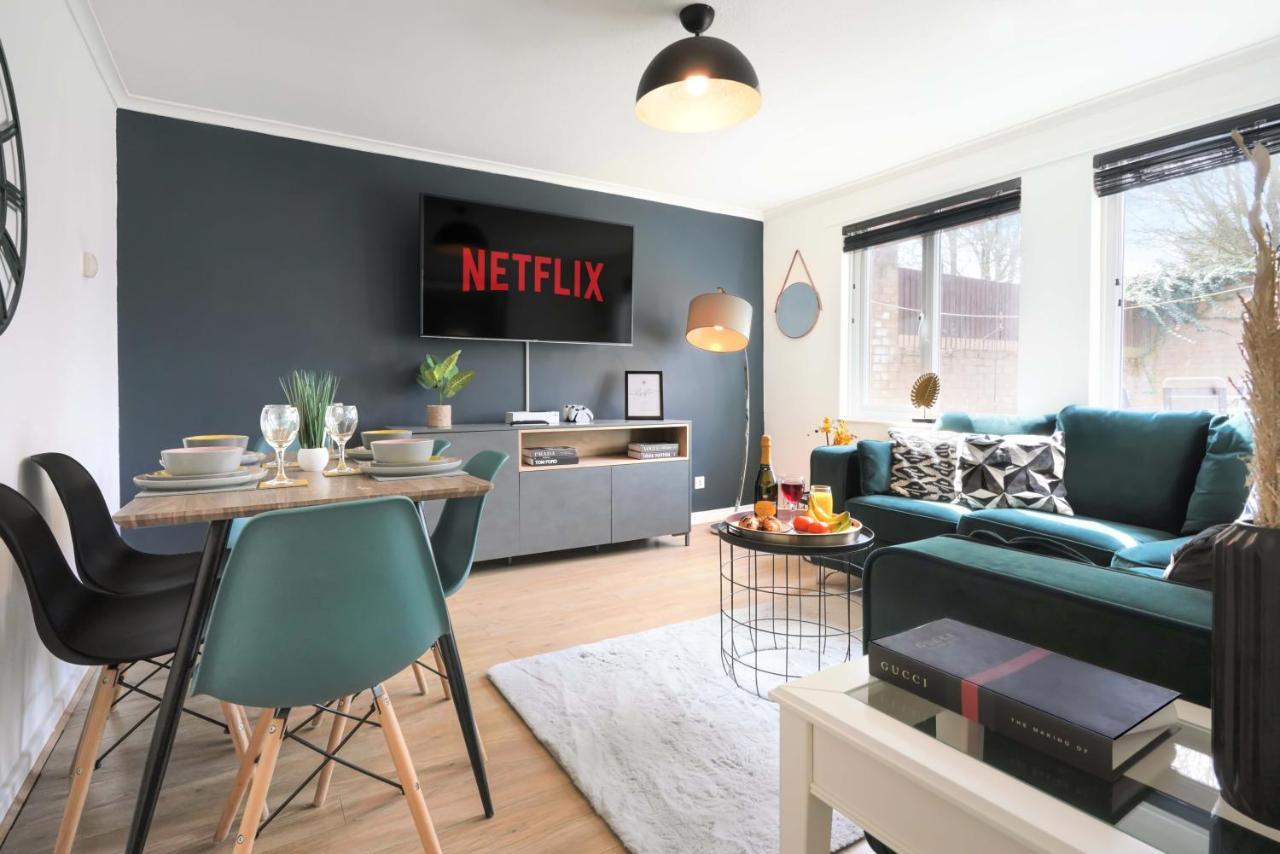 Central Mk House With Free Parking, Fast Wifi, And Smart Tv With Xbox, Sky Tv Packages And Netflix By Yoko Property Milton Keynes Extérieur photo